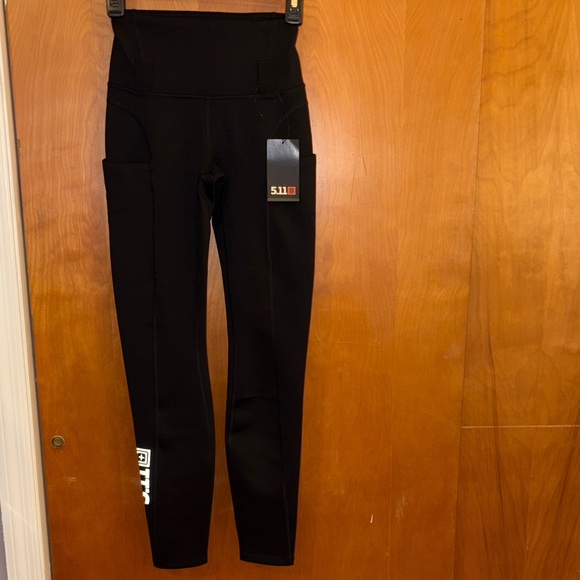 5.11 Tactical Black Athene Leggings NWT Size XS - Picture 1 of 7